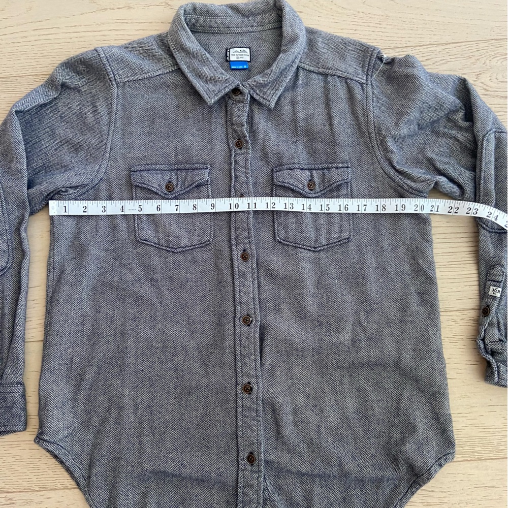 Kavu Women’s Medium Gray Long Sleeve Flannel Shirt Elbow Patches Pockets Hiking - Picture 8 of 9